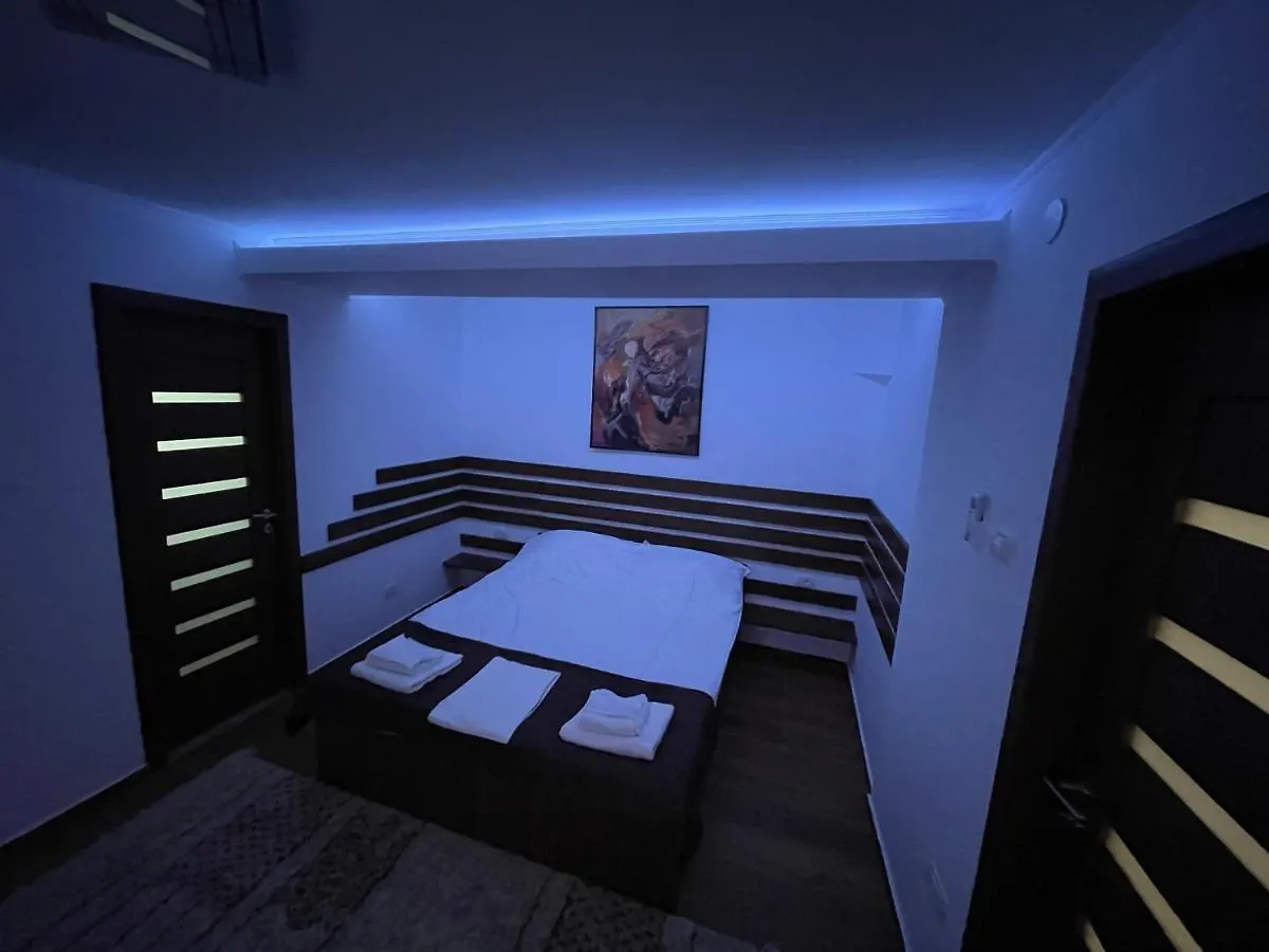 Casa Serena - Garden Stay 布加勒斯特 公寓