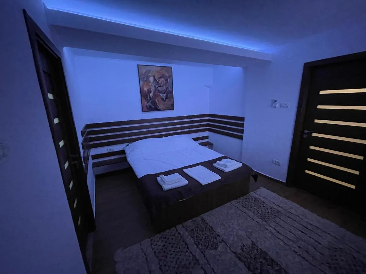 公寓 Casa Serena - Garden Stay 布加勒斯特 罗马尼亚